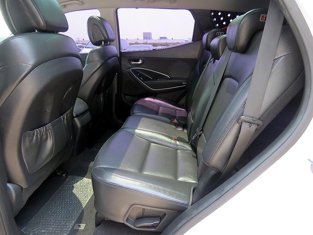 HYUNDAI Santa Fe - Vista 7