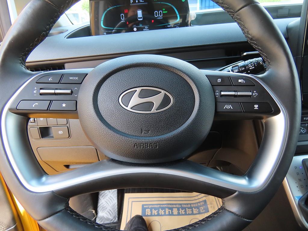 HYUNDAI Staria 2025 Amarillo - Importación desde Corea - HF Imports Iquique - Foto 13