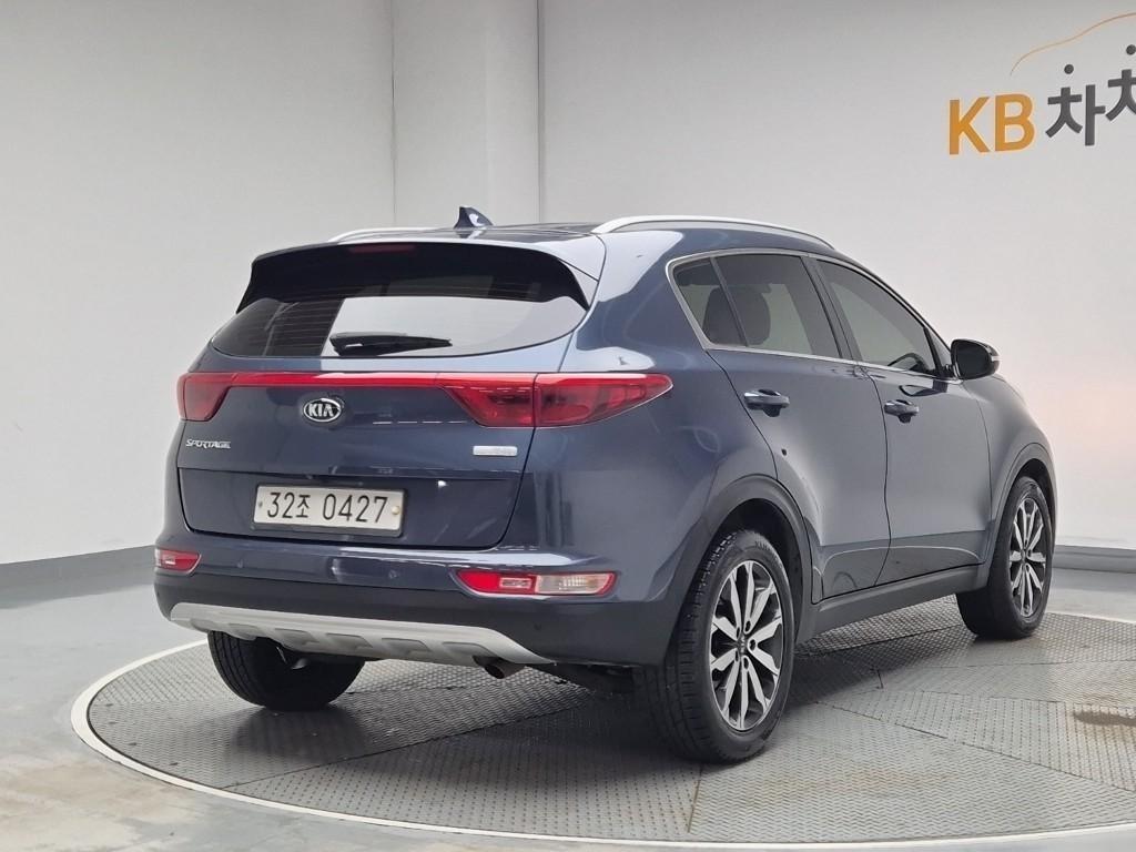 KIA Sportage - Vista 3