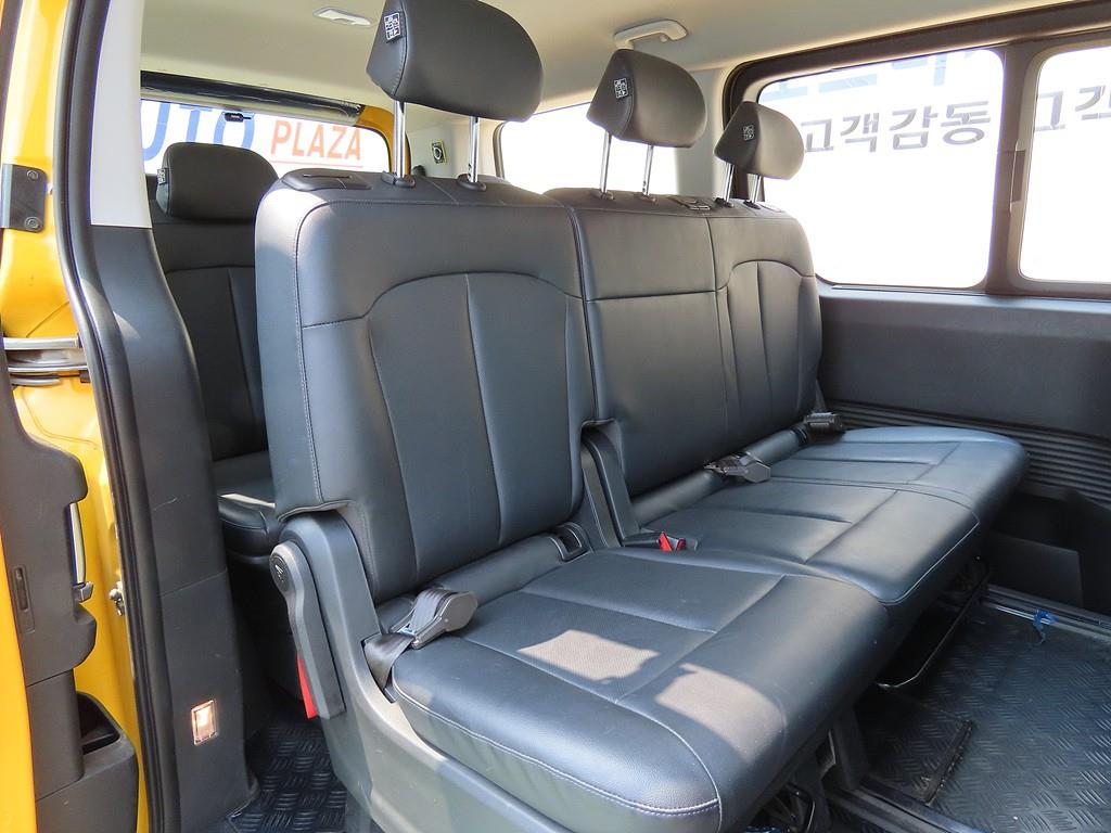 HYUNDAI Staria - Vista 8