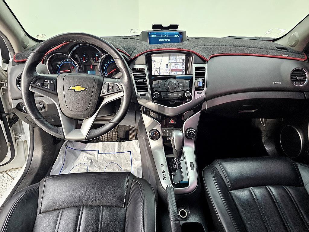 Chevrolet Cruise - Vista 5