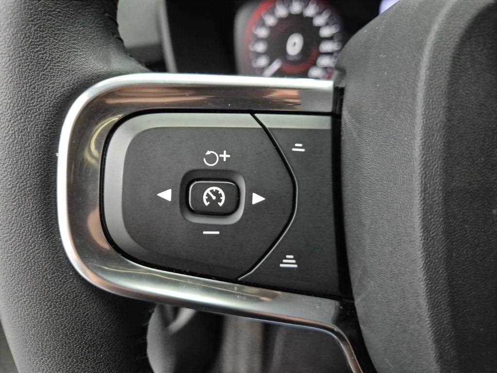 Volvo XC40 2021 Blanco - Importación desde Corea - HF Imports Iquique - Foto 15