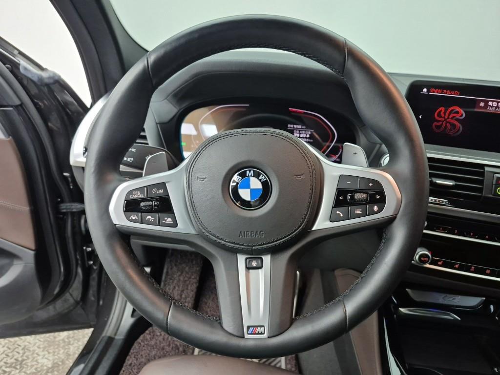 BMW X4 - Vista 9