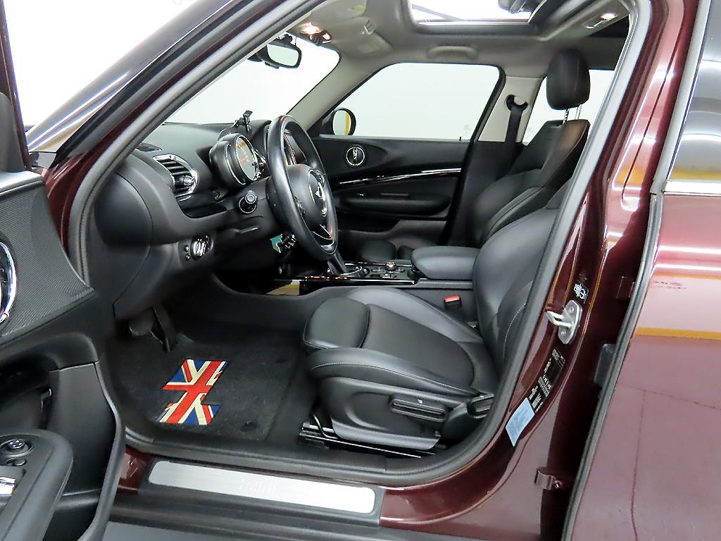 Mini Clubman - Vista 5