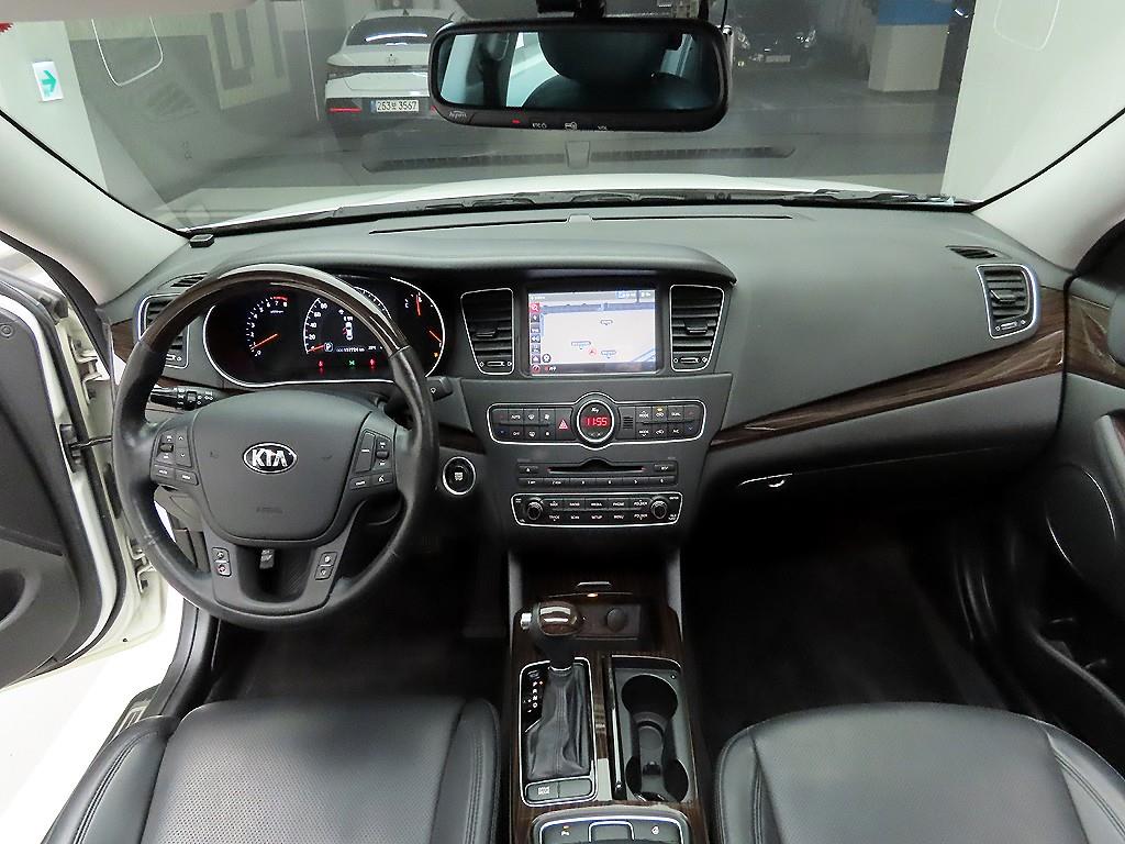 KIA K7 - Vista 8