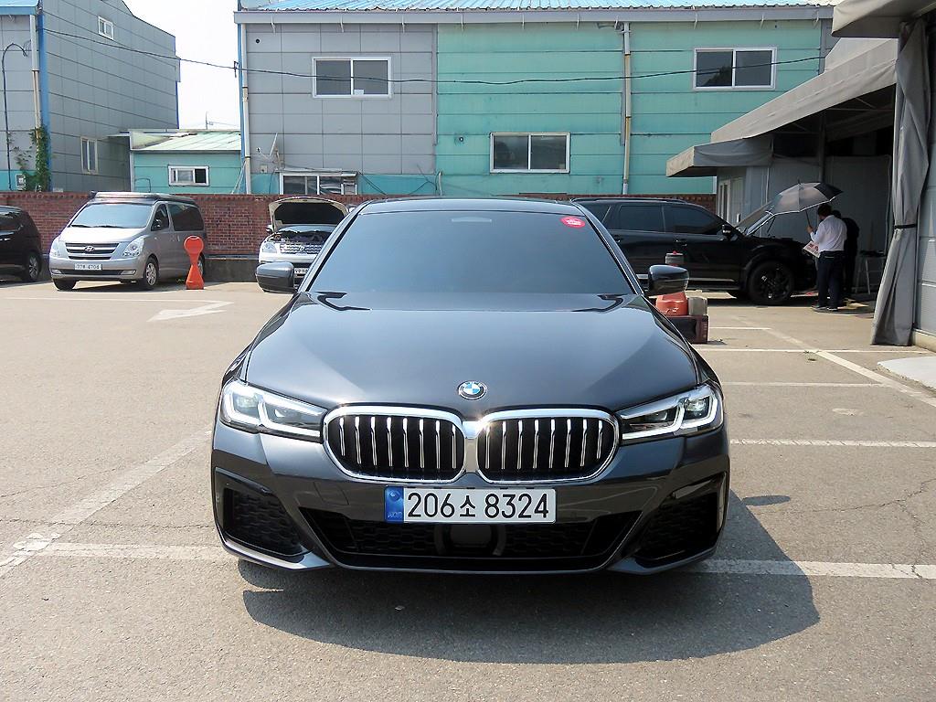 BMW 5 Series 2022 Gris - Importación desde Corea - HF Imports Iquique - Foto 1