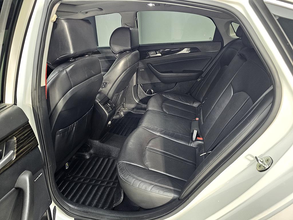 HYUNDAI Sonata - Vista 8