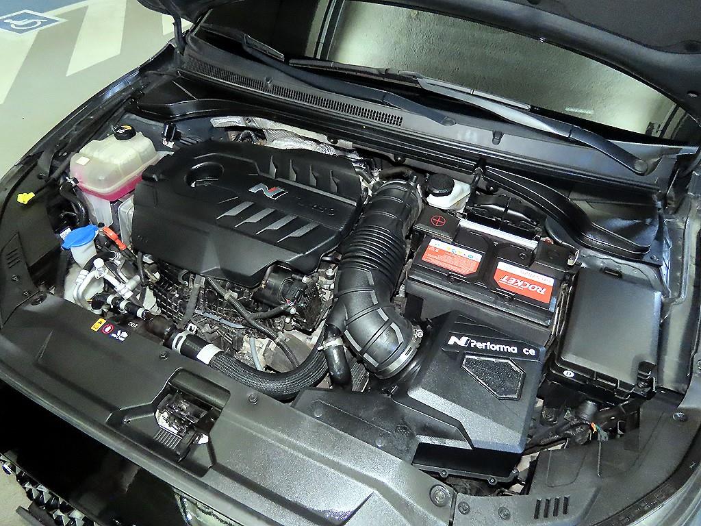 HYUNDAI Veloster 2022 Negro - Importación desde Corea - HF Imports Iquique - Foto 19
