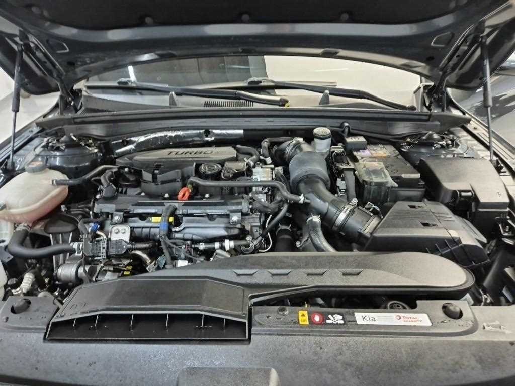 KIA K5 - Vista 5