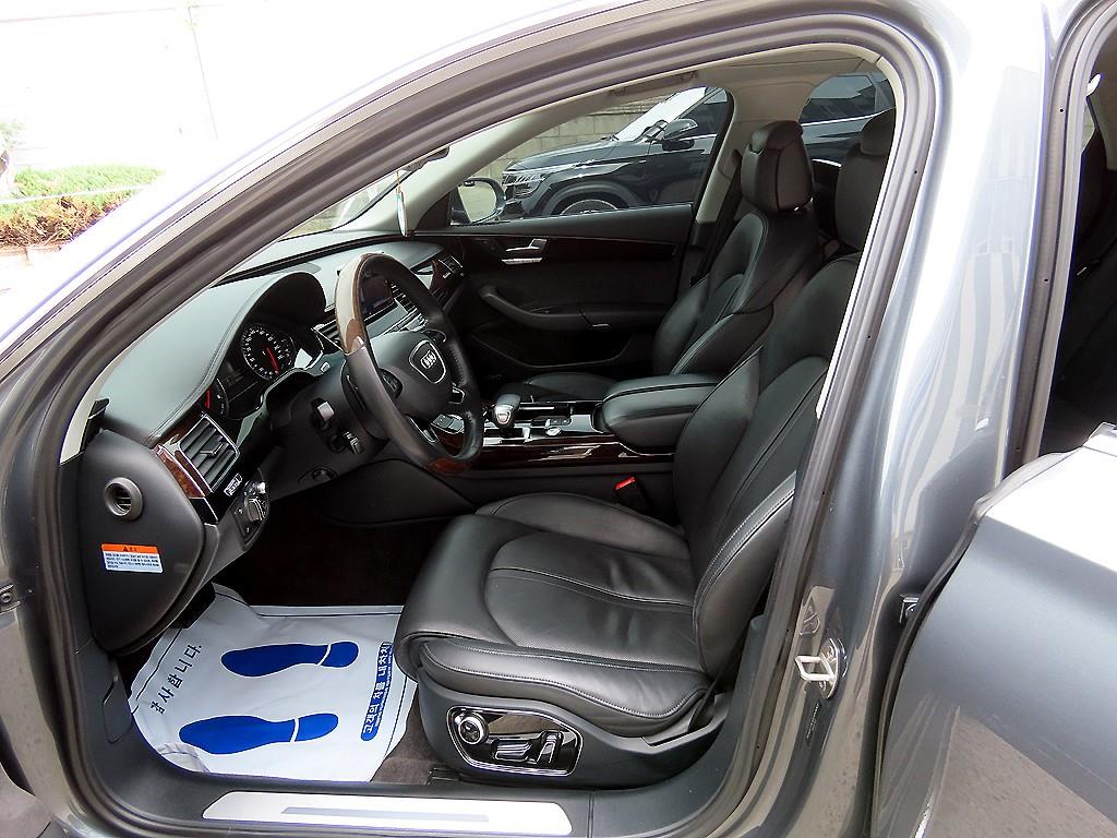 Audi A8 - Vista 5