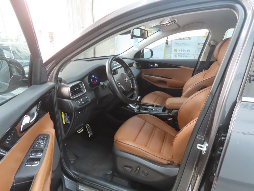 KIA Sorento - Vista 5