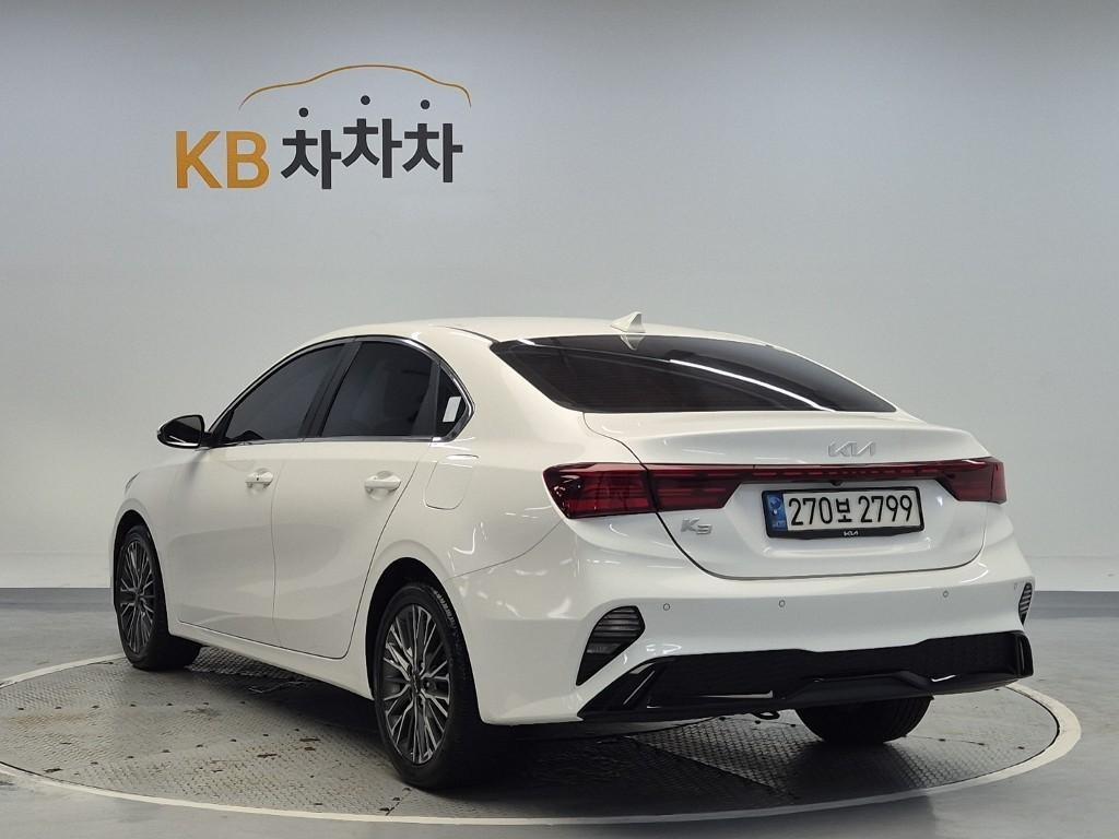 KIA K3 - Vista 2