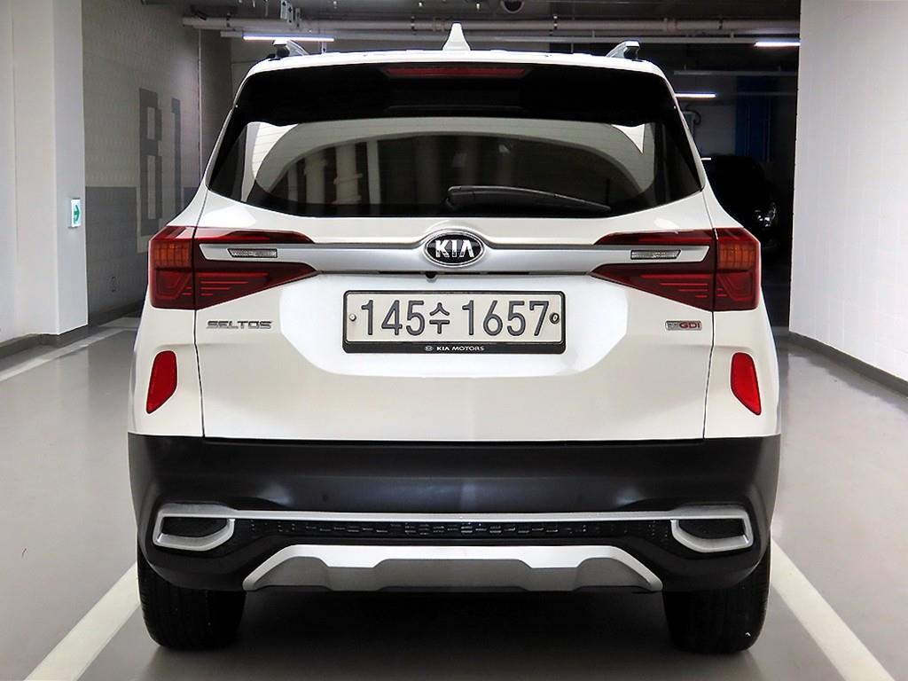 KIA Seltos - Vista 3