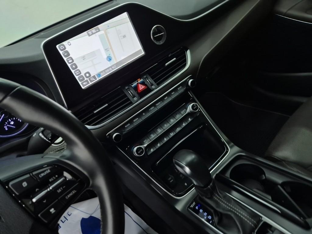 HYUNDAI Grandeur - Vista 10
