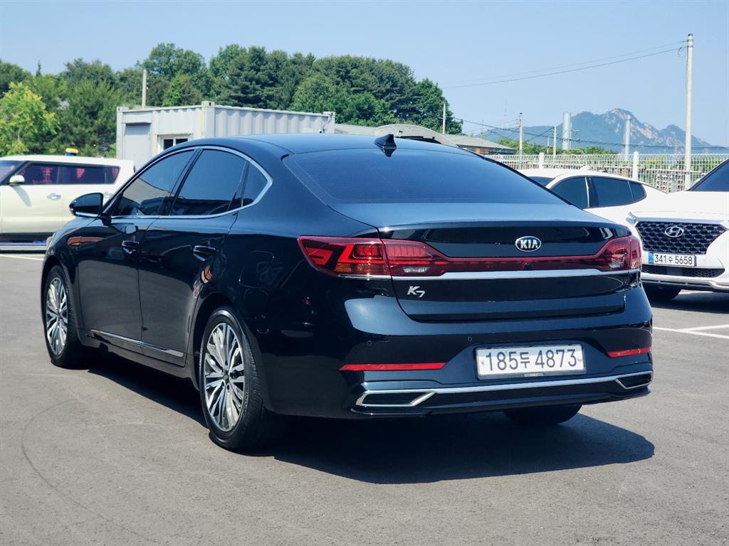 KIA K7 - Vista 4