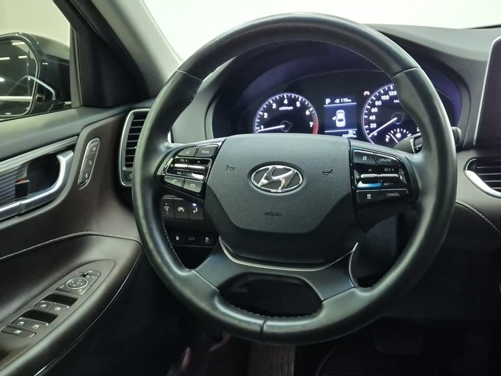 HYUNDAI Grandeur - Vista 9
