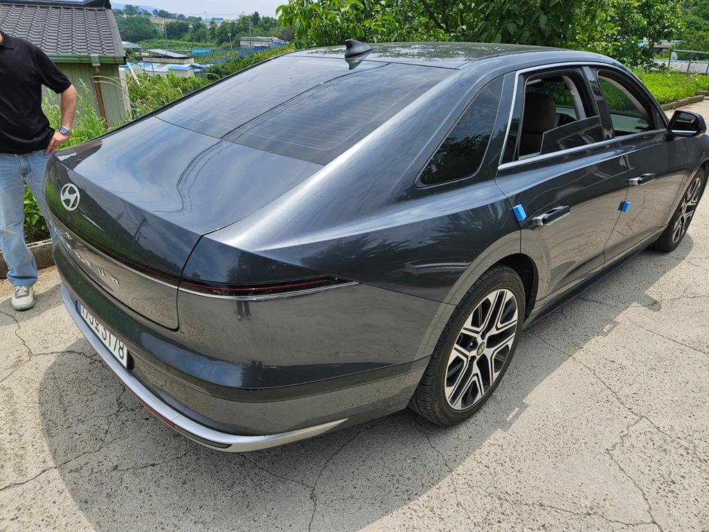 HYUNDAI Grandeur - Vista 6