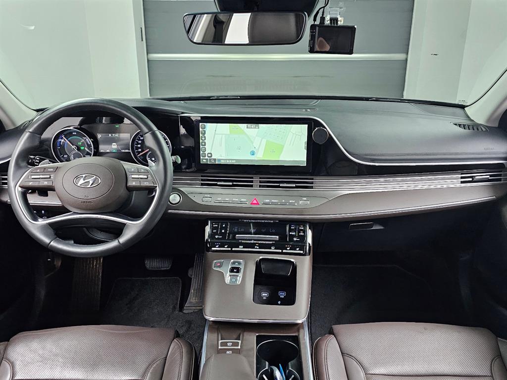 HYUNDAI Grandeur - Vista 7