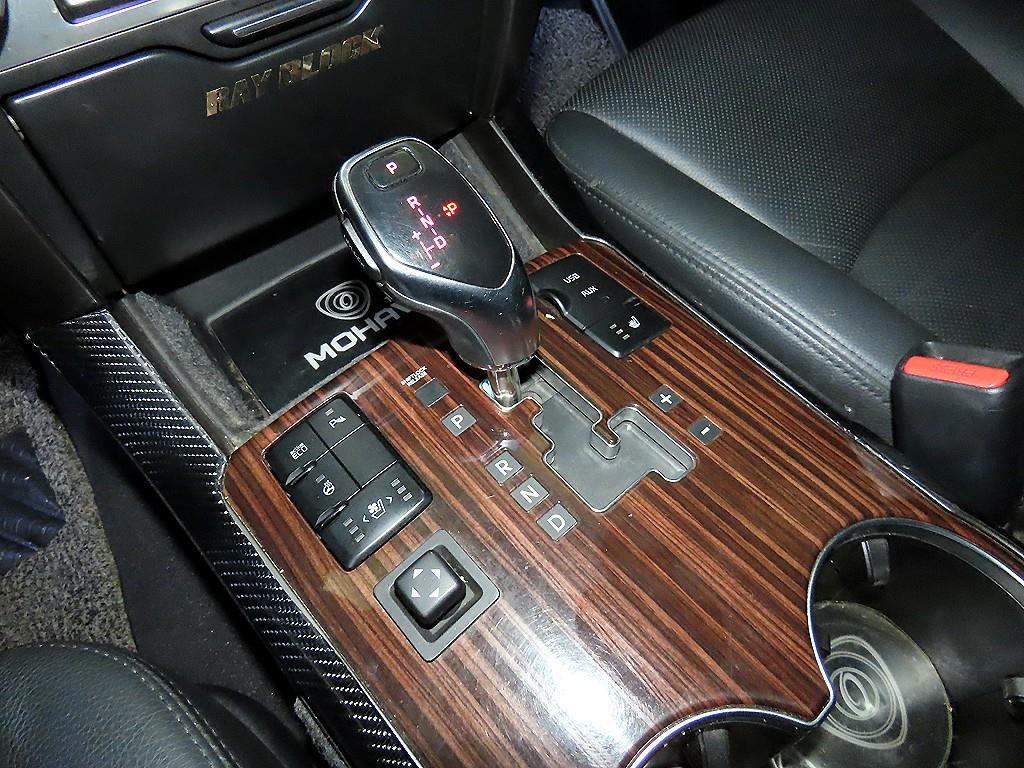 KIA Mohave - Vista 12