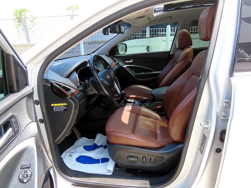 HYUNDAI Santa Fe - Vista 5