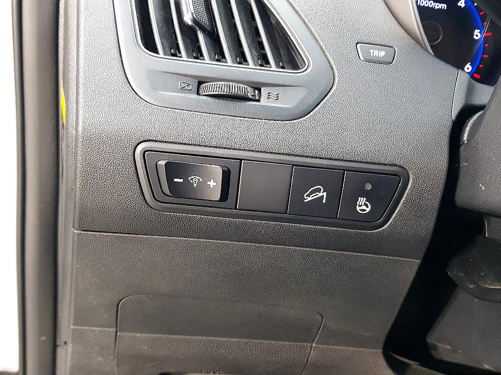 HYUNDAI Tucson - Vista 11