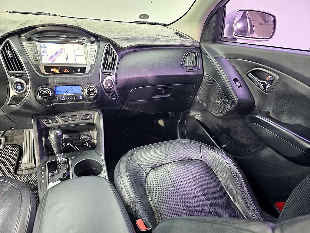 HYUNDAI Tucson - Vista 10