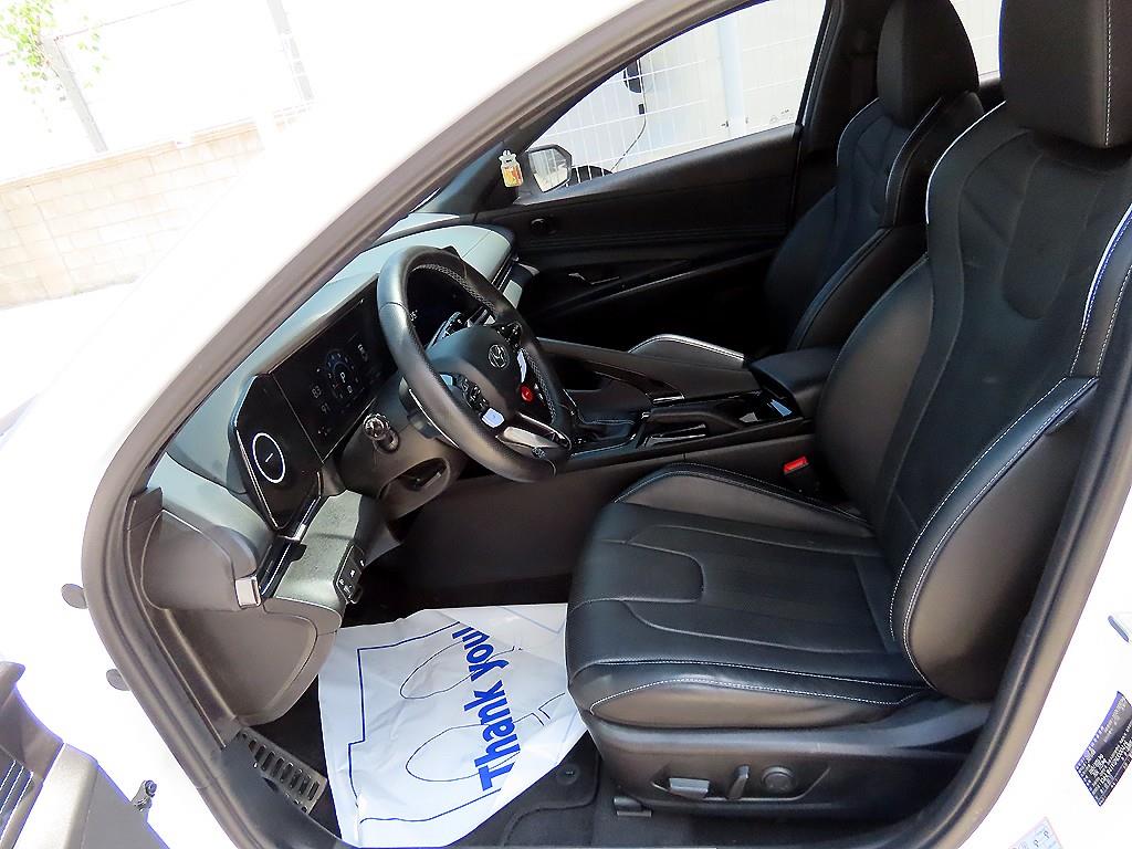 HYUNDAI Avante - Vista 5