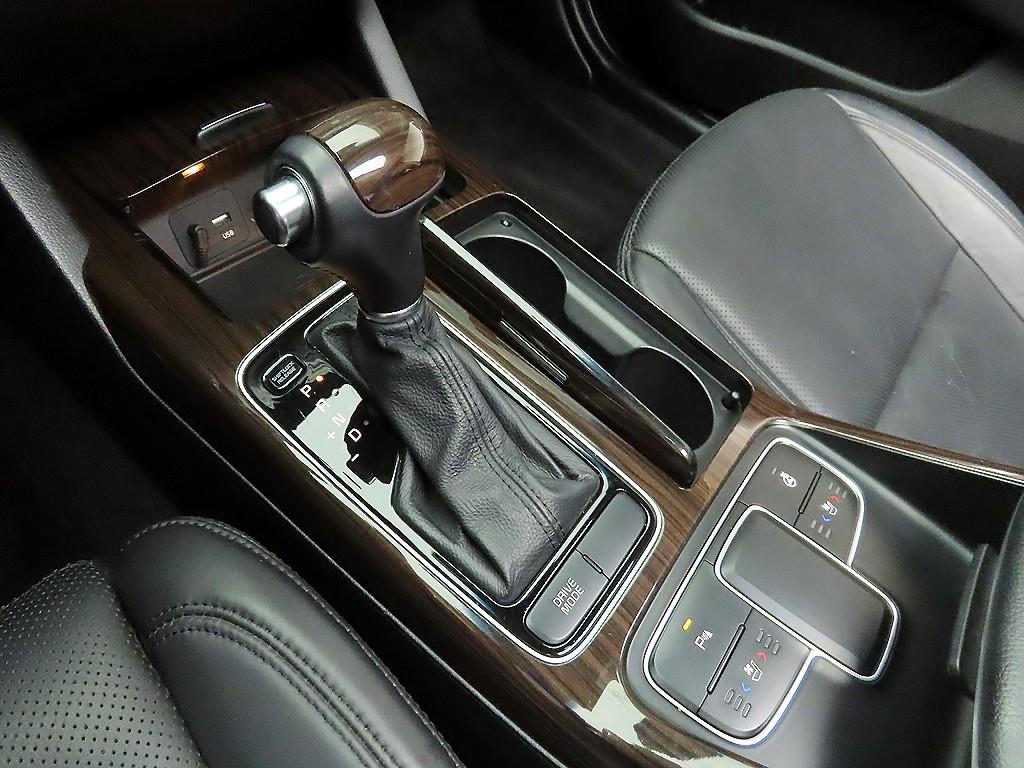 KIA K7 - Vista 10