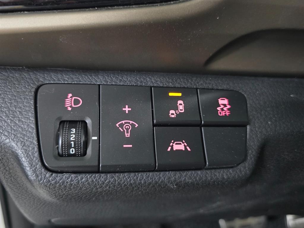 KIA Stonic - Vista 10