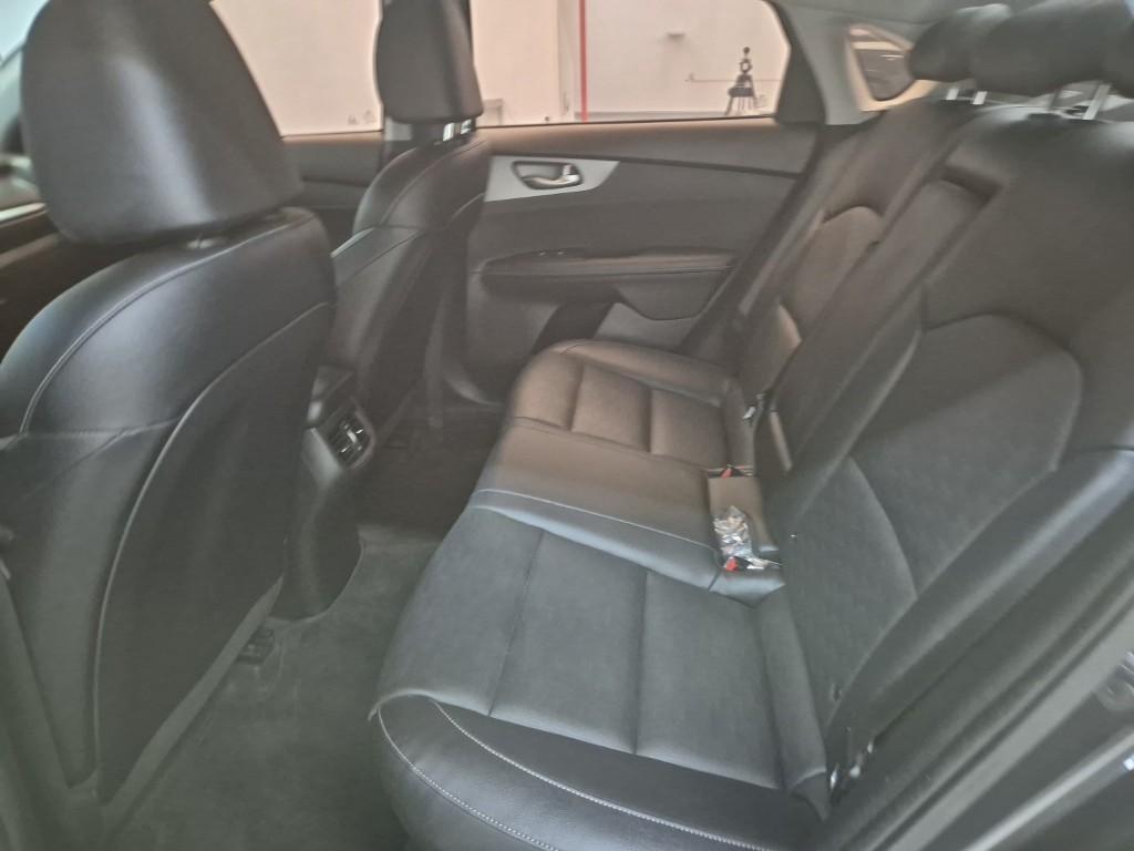 KIA K3 - Vista 12