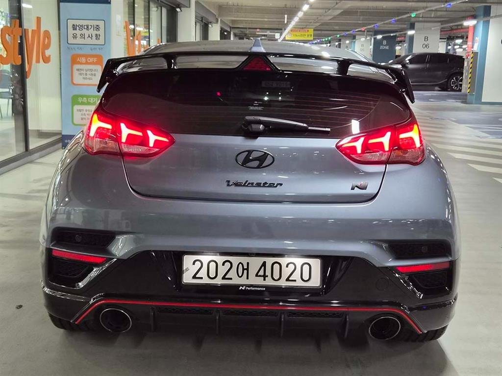 HYUNDAI Veloster - Vista 5