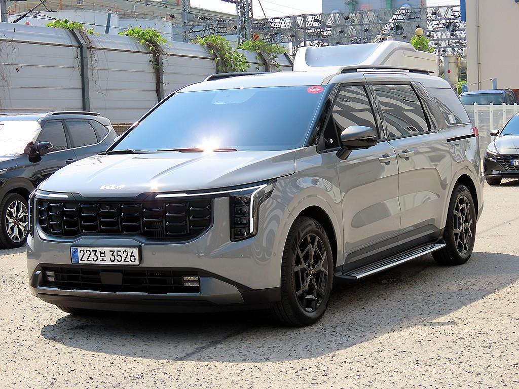 KIA Carnival - Vista 2