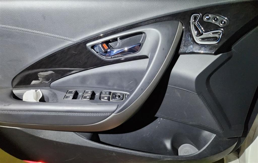 HYUNDAI Grandeur 2014 Blanco - Importación desde Corea - HF Imports Iquique - Foto 18