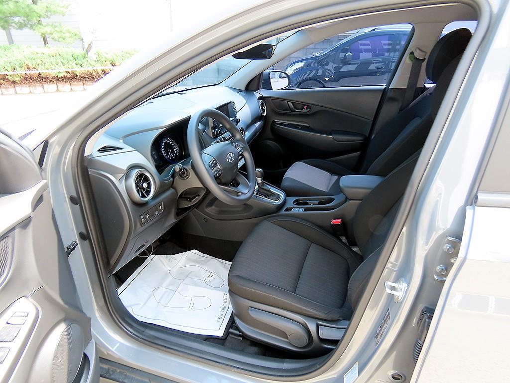 HYUNDAI Kona - Vista 5