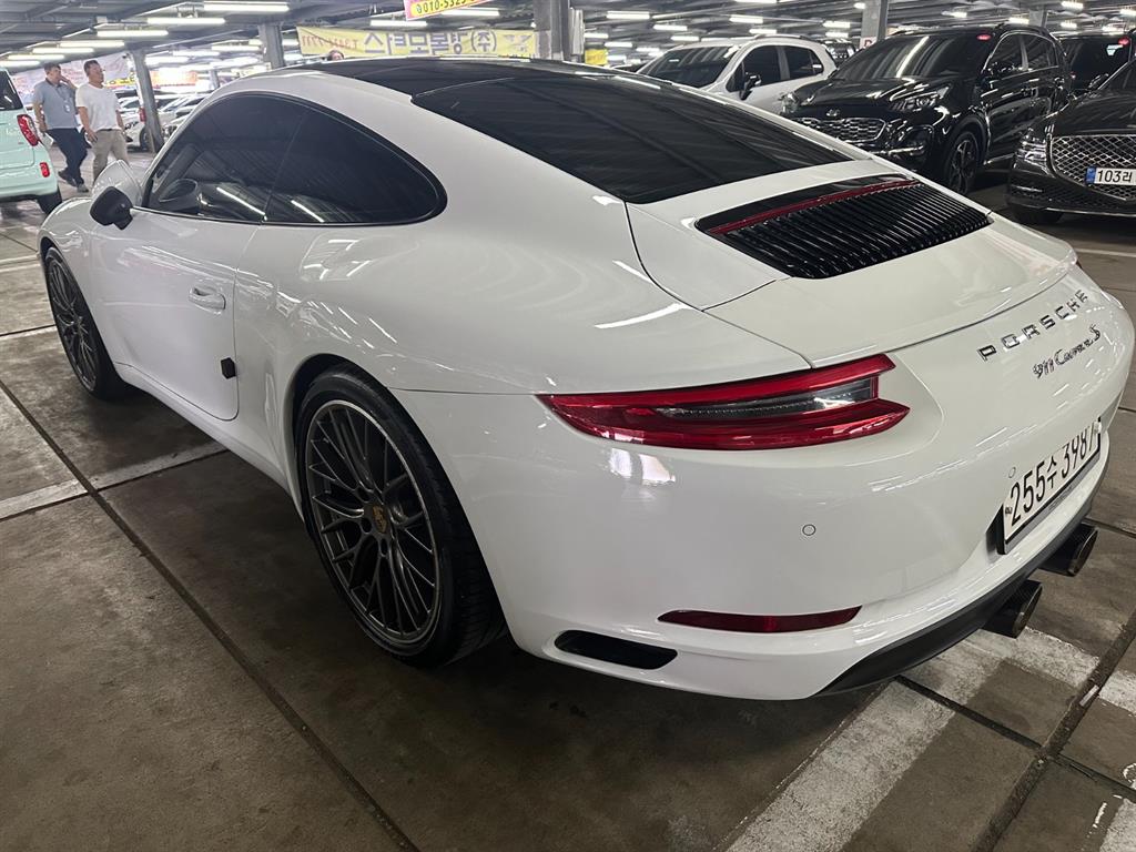 Porsche 911 - Vista 4