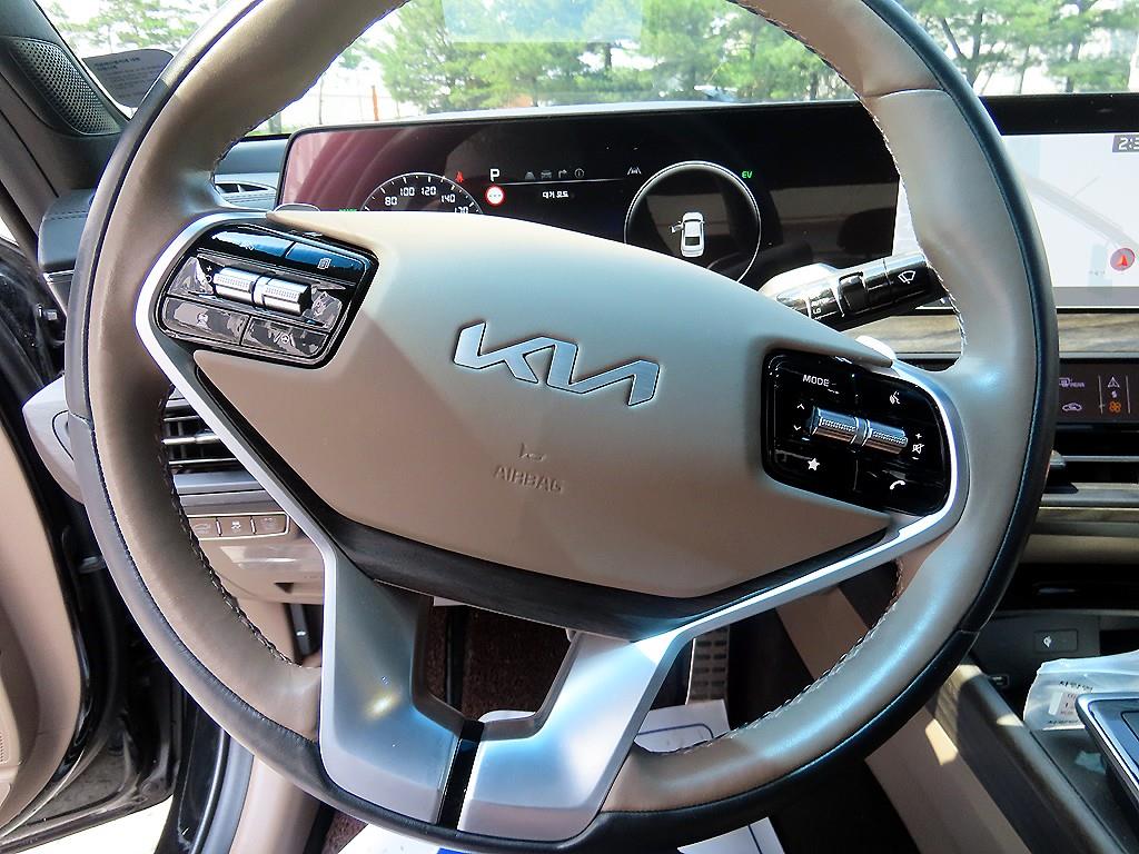 KIA K8 - Vista 8