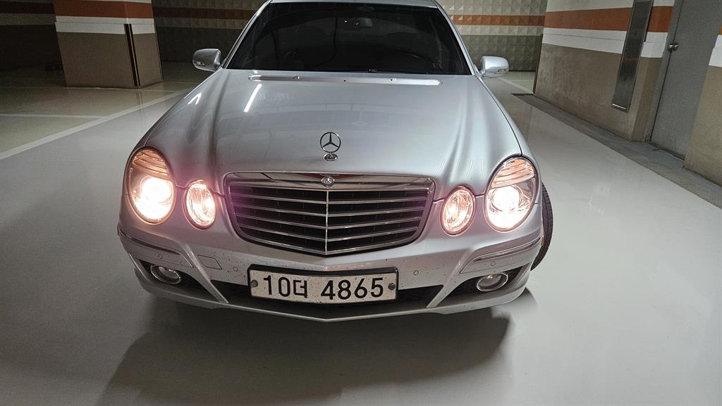 Mercedes Benz E class 2008 Plateado - Importación desde Corea - HF Imports Iquique - Foto 1