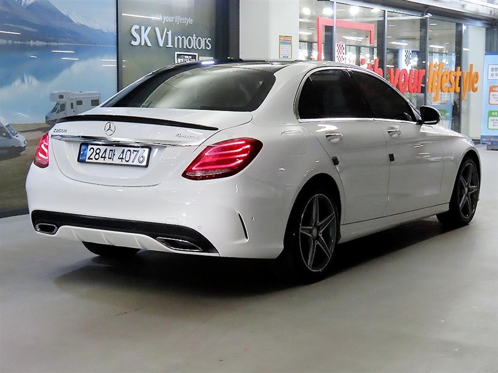 Mercedes Benz C Class - Vista 4