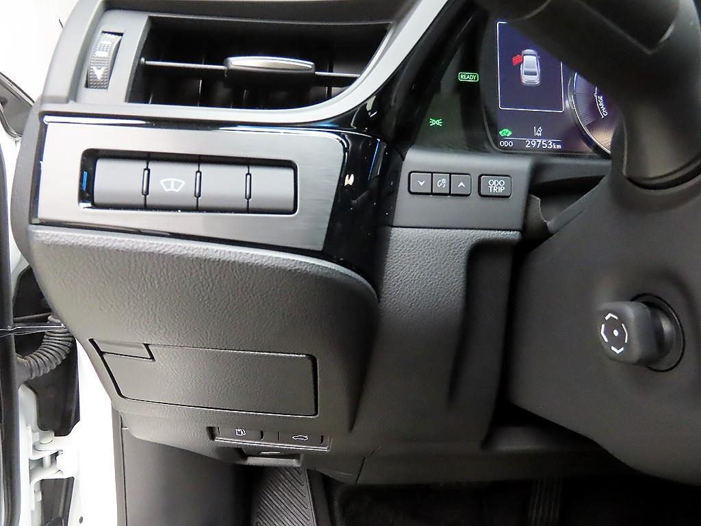 Lexus ES - Vista 12