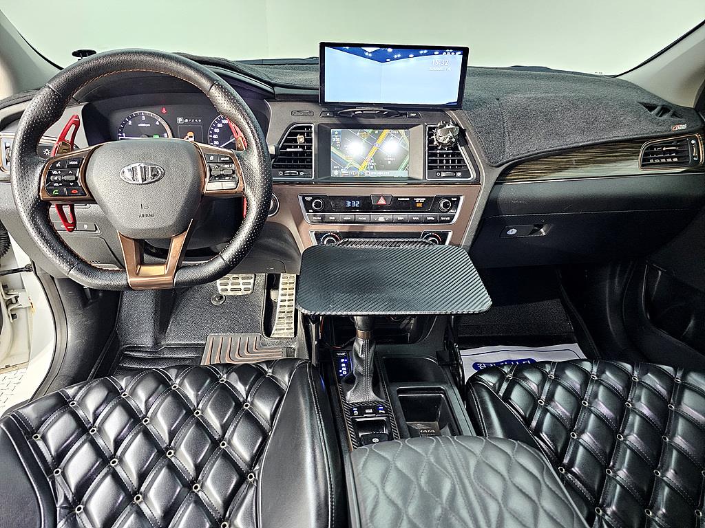 HYUNDAI Sonata - Vista 5