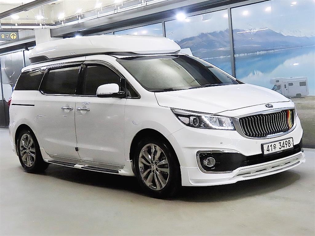 KIA Carnival 2017 Blanco - Importación desde Corea - HF Imports Iquique - Foto 1