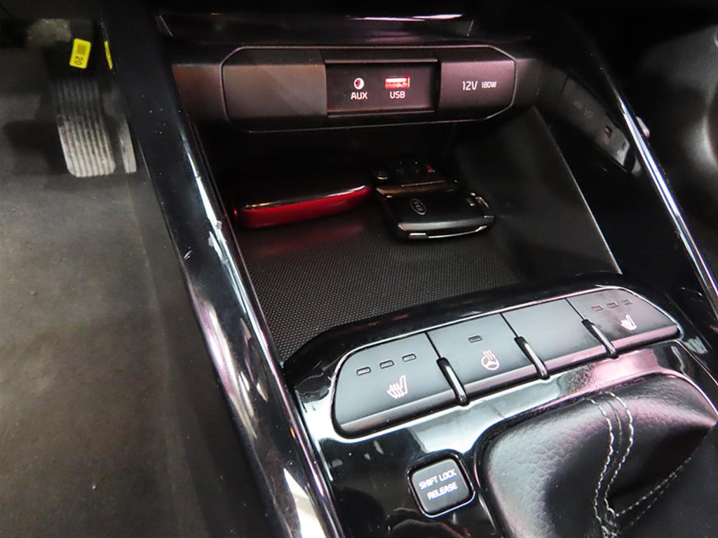 KIA Stonic - Vista 12