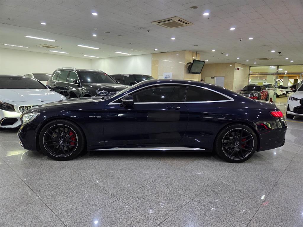 Mercedes Benz S Class - Vista 3