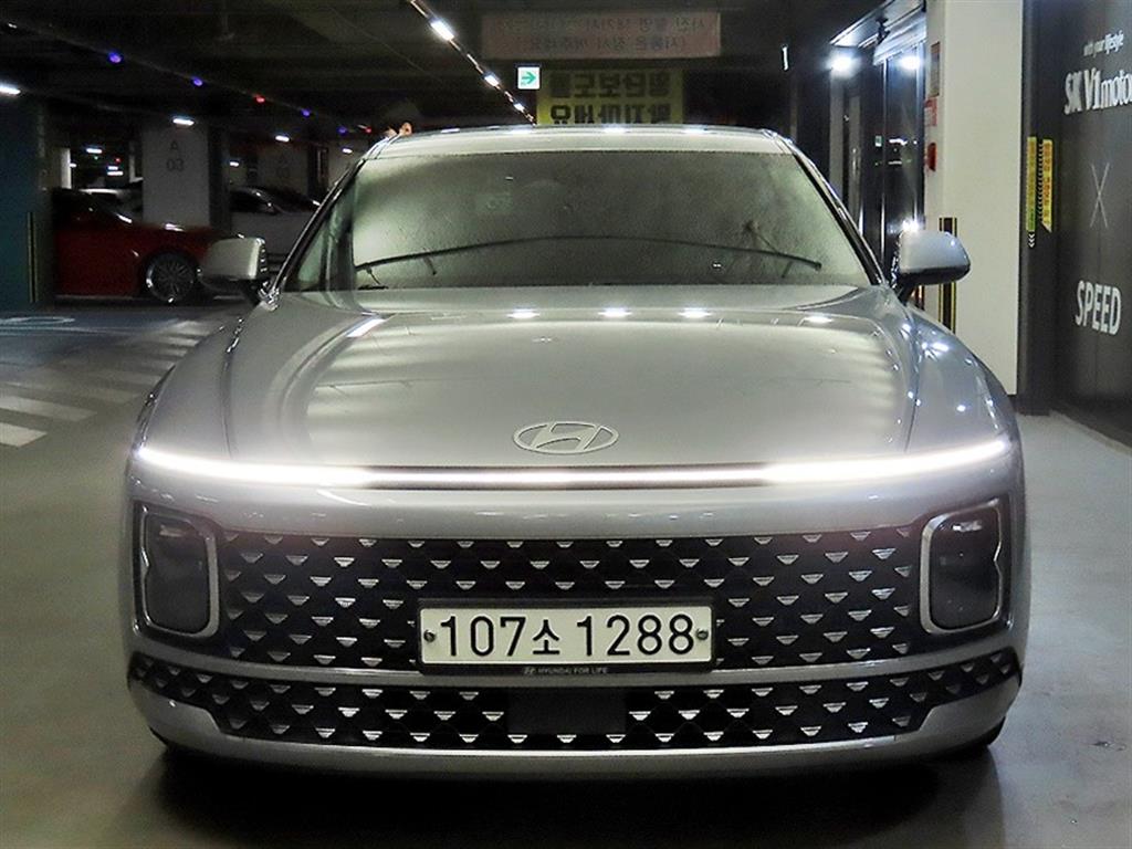 HYUNDAI Grandeur - Vista 2