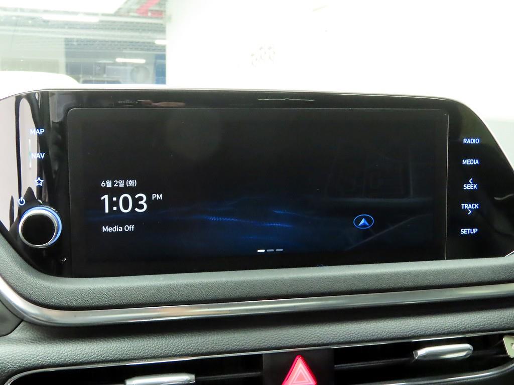 HYUNDAI Sonata - Vista 8
