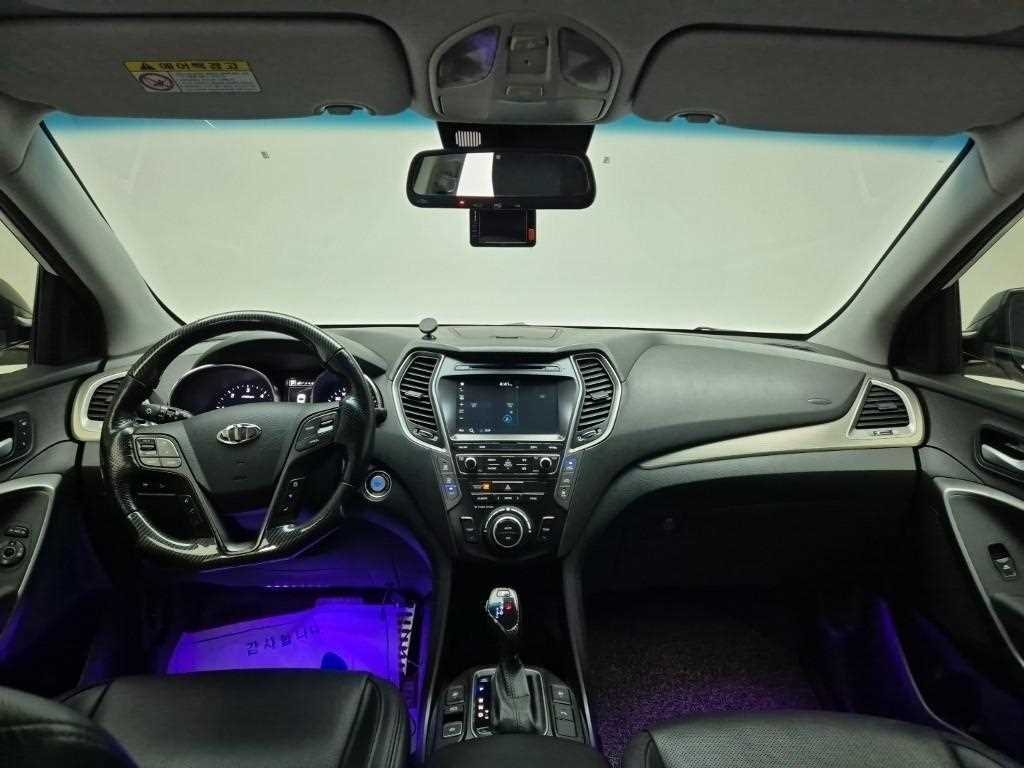 HYUNDAI Maxcruz - Vista 7
