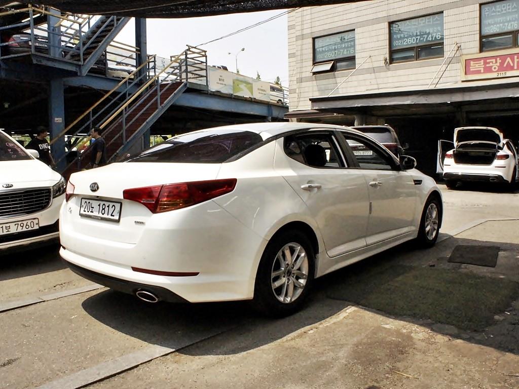 KIA K5 - Vista 7