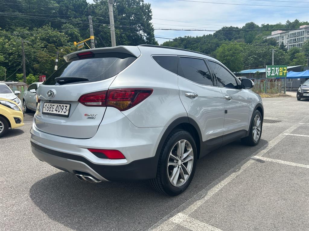 HYUNDAI Santa Fe - Vista 4