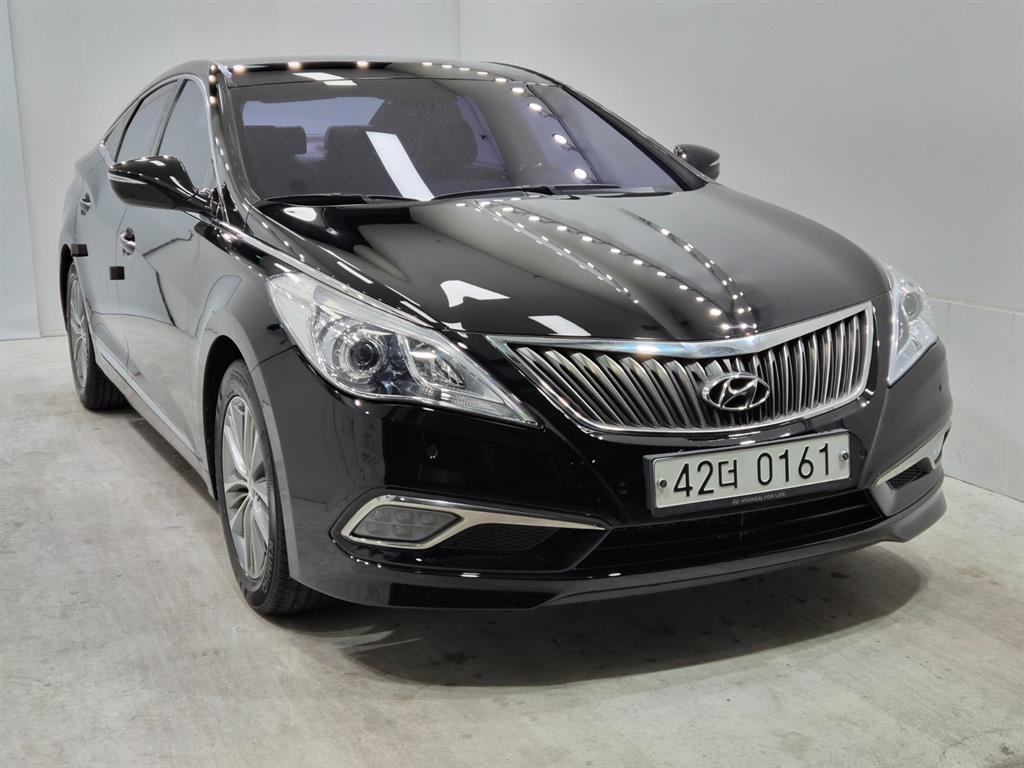 HYUNDAI Grandeur - Vista 2