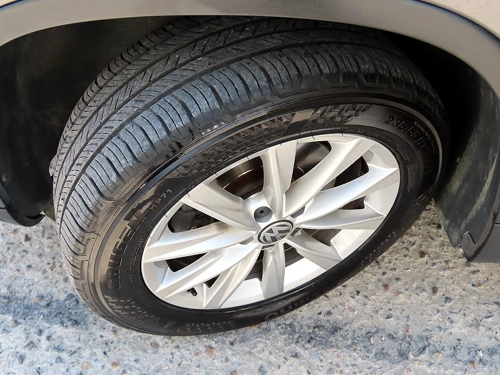 Volkswagen Tiguan 2016 Gris - Importación desde Corea - HF Imports Iquique - Foto 19
